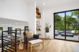 1040 Nautilus Ln, Mamaroneck, NY 10543 - Photo 19