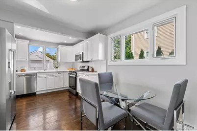 33 Avenue B Avenue, Port Washington, NY 11050 - Photo 7