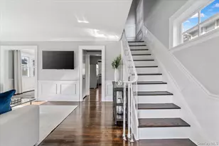 33 Ave B Ave, Port Washington, NY 11050 - Photo 3