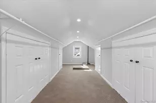 33 Ave B Ave, Port Washington, NY 11050 - Photo 19