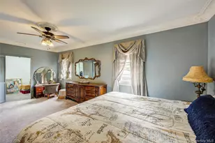 71-26 170th St, Fresh Meadows, NY 11365 - Photo 15