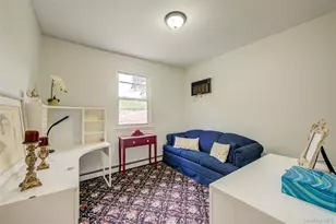 71-26 170th St, Fresh Meadows, NY 11365 - Photo 19