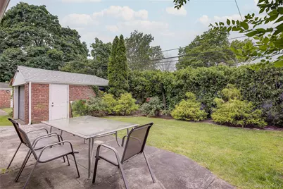 7126 170th Street, Fresh Meadows, NY 11365 - Photo 37