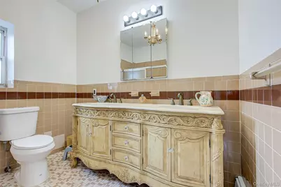 7126 170th Street, Fresh Meadows, NY 11365 - Photo 33