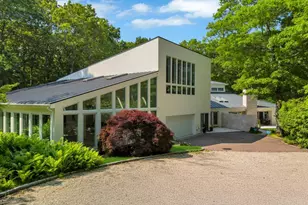 2222 Noyack Rd, Sag Harbor, NY 11963 - Photo 5