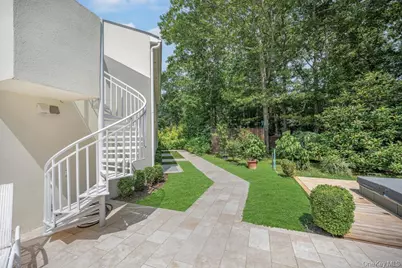 2222 Noyack Road, Sag Harbor, NY 11963 - Photo 35