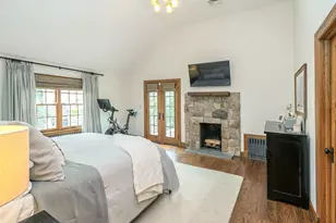 184 Circle Dr, Manhasset, NY 11030 - Photo 15