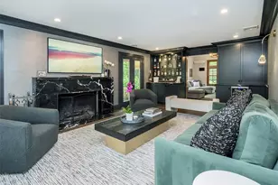 184 Circle Dr, Manhasset, NY 11030 - Photo 3