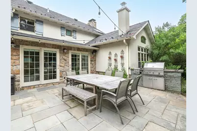 184 Circle Drive, Manhasset, NY 11030 - Photo 27