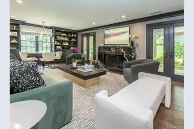 184 Circle Drive, Manhasset, NY 11030 - Photo 5