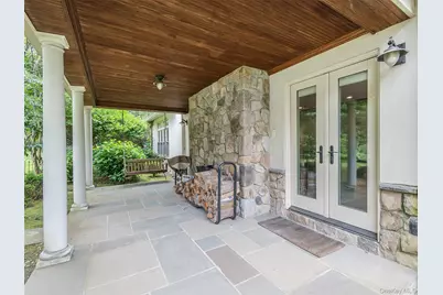 184 Circle Drive, Manhasset, NY 11030 - Photo 31