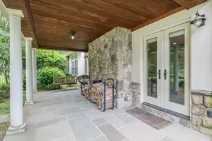 184 Circle Dr, Manhasset, NY 11030 - Photo 31