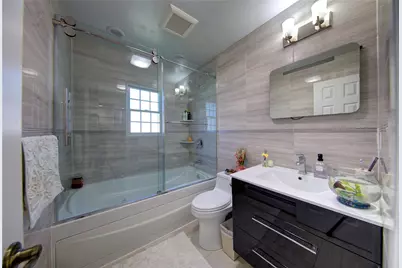 7622 265th Street, Glen Oaks, NY 11040 - Photo 15