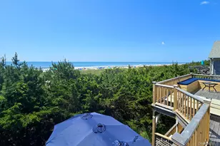 300 Lewis Walk, Cherry Grove, NY 11782 - Photo 33