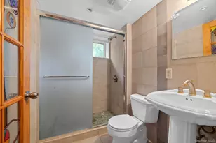 3 Horseshoe Ln, Great Neck, NY 11020 - Photo 25