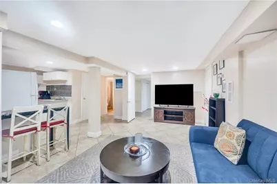 1091 Cramer Court, Baldwin, NY 11510 - Photo 19