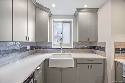 629 Kappock Street #2A, Bronx, NY 10463 - Photo 23