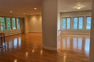 30 Dogwood Rd, Albertson, NY 11507 - Photo 5