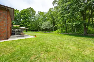 23 Lounsbury Dr, Baldwin Place, NY 10505 - Photo 13