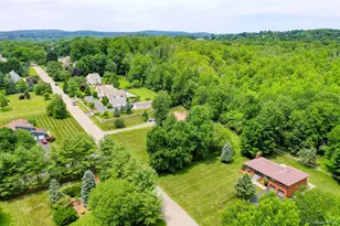 23 Lounsbury Dr, Baldwin Place, NY 10505 - Photo 5