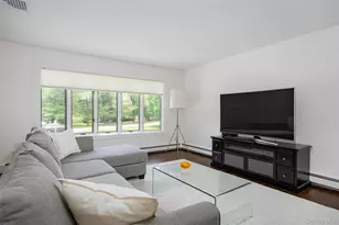 23 Lounsbury Dr, Baldwin Place, NY 10505 - Photo 17