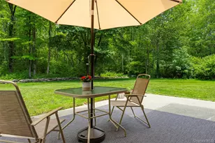 23 Lounsbury Dr, Baldwin Place, NY 10505 - Photo 15