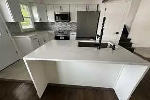 1070 Spur Dr S, Islip, NY 11706 - Photo 13