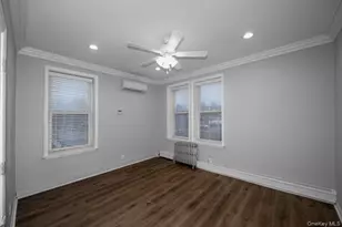 726 Howell Ave, Riverhead, NY 11901 - Photo 5