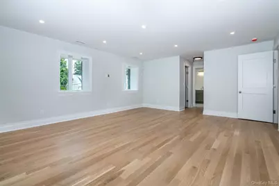 138 Mount Joy Place, New Rochelle, NY 10801 - Photo 11