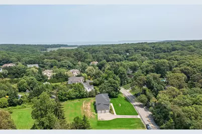 28 Meadow Glen Road, Northport, NY 11768 - Photo 45