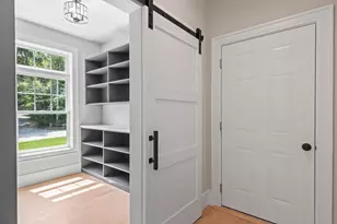 28 Meadow Glen Rd, Northport, NY 11768 - Photo 17