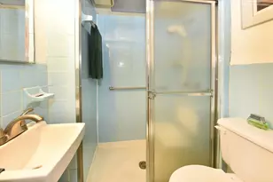 102-35 187th St, Hollis, NY 11423 - Photo 11