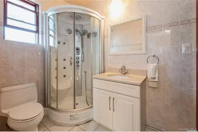 166-21 Goethals Avenue, Jamaica, NY 11432 - Photo 25