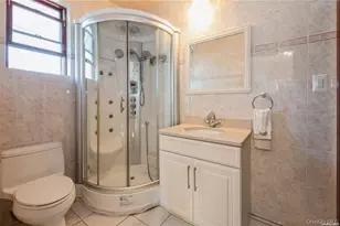 166-21 Goethals Ave, Jamaica, NY 11432 - Photo 25