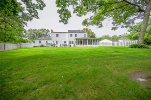 49 Nottingham Dr, Middle Island, NY 11953 - Photo 27