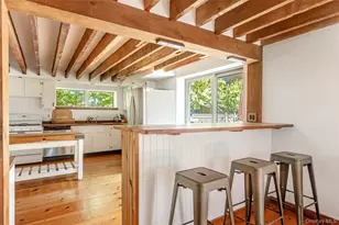 880 W Mill Rd, Mattituck, NY 11952 - Photo 11