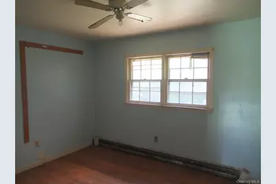 24 Edinburgh Road, Middletown, NY 10941 - Photo 9