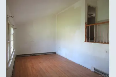 24 Edinburgh Road, Middletown, NY 10941 - Photo 5