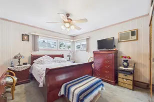 9 Pewter Ln, Hicksville, NY 11801 - Photo 11