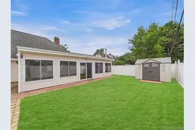 9 Pewter Lane, Hicksville, NY 11801 - Photo 17