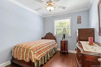 269 Hungry Harbor Road, Woodmere, NY 11581 - Photo 17