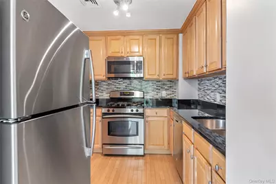 3625 Oxford Avenue #6B, Bronx, NY 10463 - Photo 9