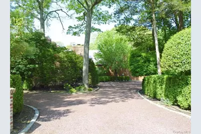 61 Hidden Cove Court, Southampton, NY 11968 - Photo 37