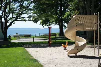 275 Hamilton Avenue, Cutchogue, NY 11935 - Photo 11