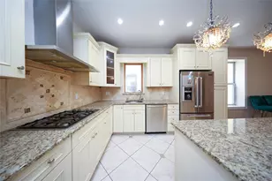 2132 E 13th St, Brooklyn, NY 11229 - Photo 9