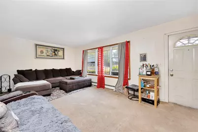 14717 N Conduit Avenue, Jamaica, NY 11436 - Photo 5