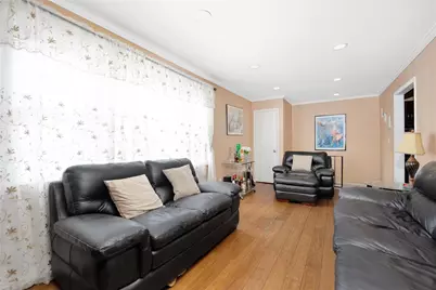14717 N Conduit Avenue, Jamaica, NY 11436 - Photo 15
