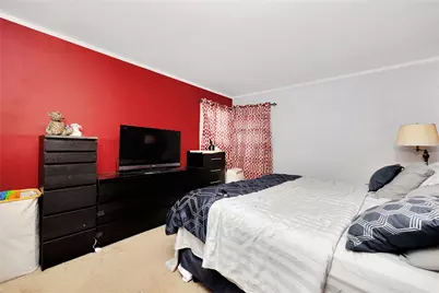 14717 N Conduit Avenue, Jamaica, NY 11436 - Photo 11