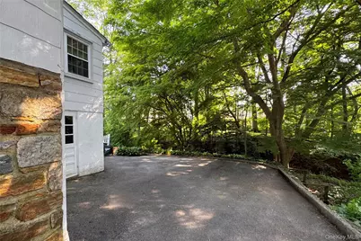 9 Brynwood Road, Yonkers, NY 10701 - Photo 31