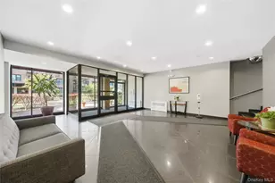 6 Birchwood Ct, Mineola, NY 11501 - Photo 3